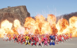 Kikai_Sentai_Zenkaiger_Red_Battle_1080p.mkv_snapshot_20.00_[2021.11.26_17.28.38]