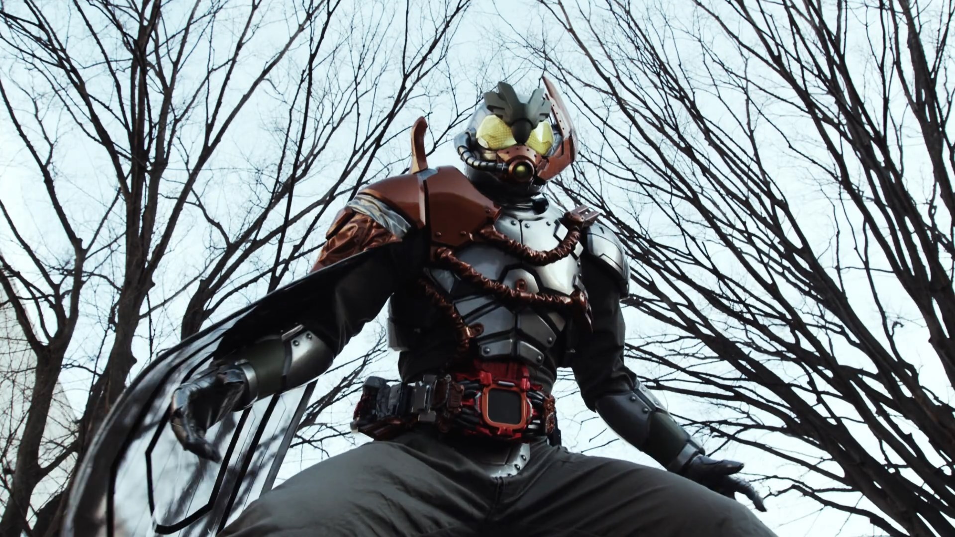 Revice Legacy Kamen Rider Vail - 01 [2C535F62] (1).mkv_snapshot_05.40_[2022.03.30_17.35.27]